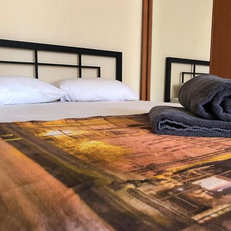 Doba In Ua Starokazatskay Apartments Dnjepropetovsk Buitenkant foto